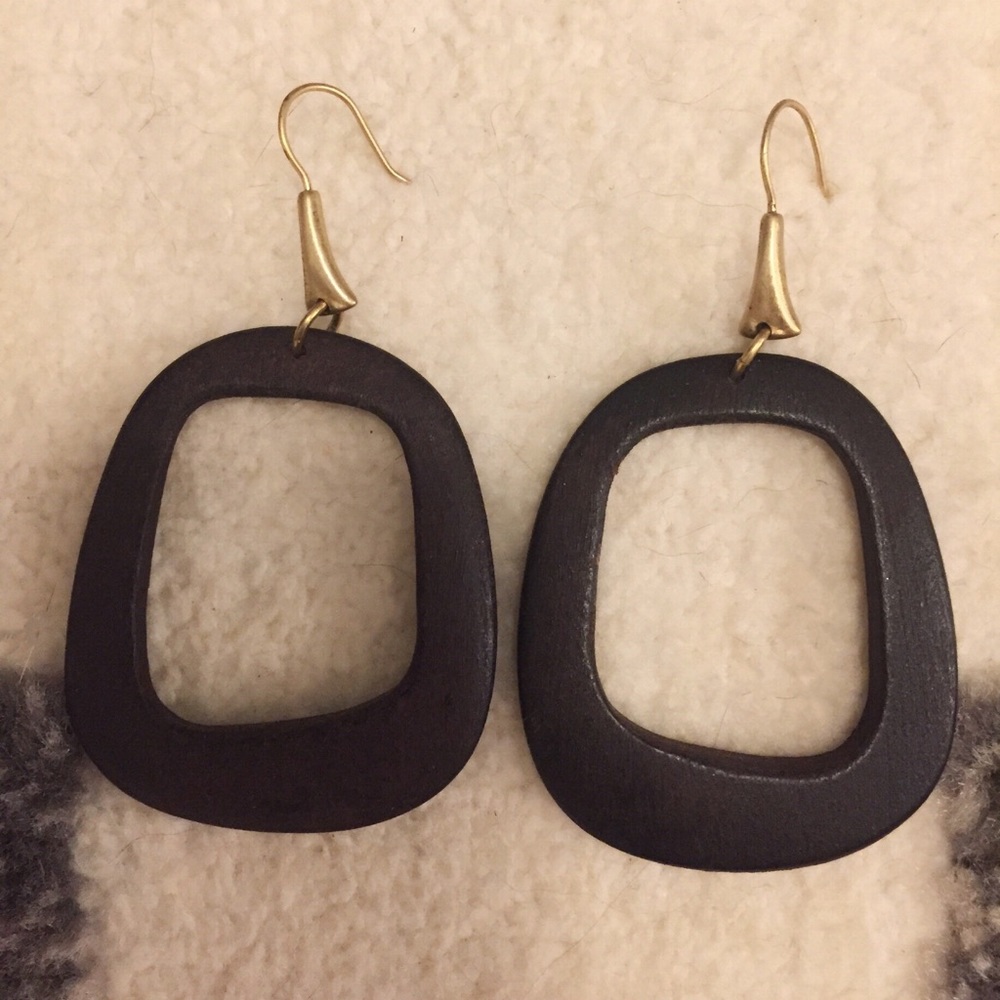 Kenneth Cole earrings